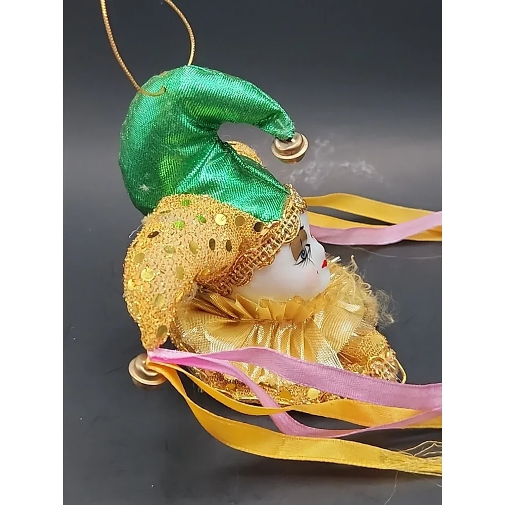 Jester Harlequin Clown Head Gold & Green Hand Painted Porcelain‎ Ornament/Magnet